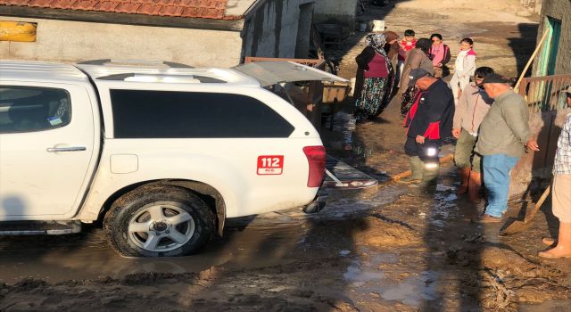 Sağanak Ve Dolu Tarım Arazilerine Zarar Verdi