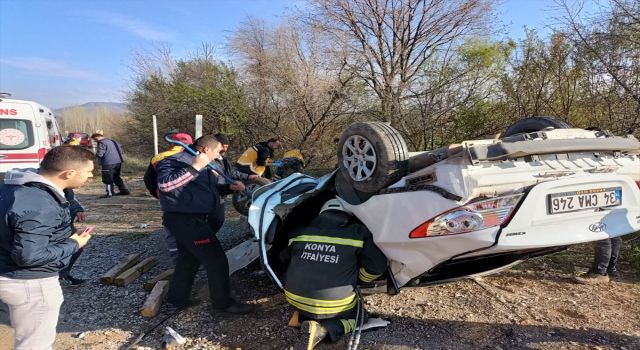 Konya'da Otomobil Devrildi: 1 Ölü, 2 Yaralı