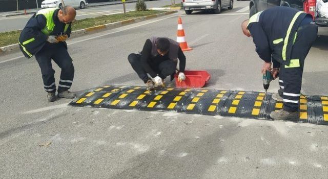 Sürücüler Hız Bariyerlerine Tepkili