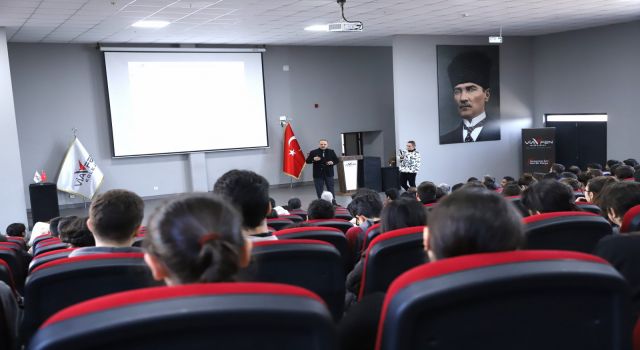 Rektör Arıbaş “Ne İstediğimizi Bilmemiz Gerekiyor”