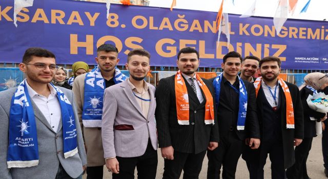 Ak Gençler Kongre İçin Toplanıyor