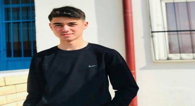18 Yaşındaki Genç Kendini Asarak Canına Kıydı