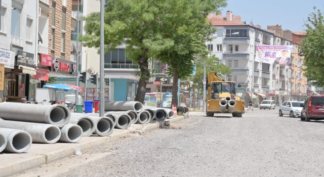 Bölcek Caddesi Altyapı Çalışmasında Sona Geliniyor