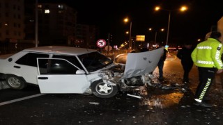 Araçla Polisten Kaçarken Kaza Yapan Alkollü Sürücü Yaralı Olarak Yakalandı