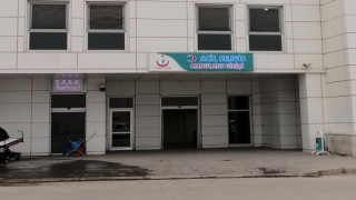 İnşaatın Temelinde Biriken Suda Boğulma Tehlikesi Geçiren Çocuk Hastanede Öldü