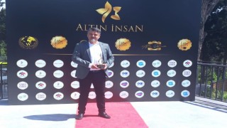 ASÜ’lü Öğretim Görevlisi Turan’a Altın Kalem Ödülü