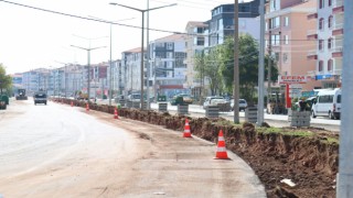 Alparslan Türkeş Bulvarındaki Yol Genişletme Çalışması Sürüyor