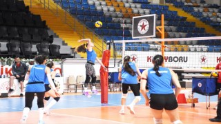 "Aksaray'ın Sultanları" CEV Kupası'nda Volley Mulhouse Maçına Odaklandı