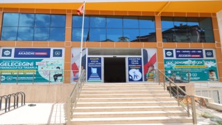 Aksaray Akademi ve Bilgihane’de Öğrenciler Sınavlara Hazır!