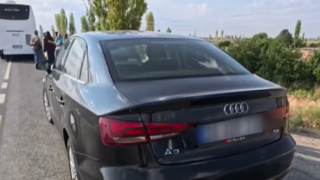 Otobüs İle Otomobil Çarpıştı 1 Yaralı