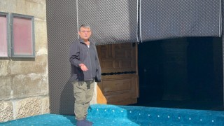 Namaza Gitti Ayakkabısından Oldu