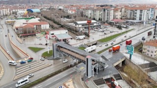 E-90’daki “Gazzeli Şehitler Yaya Üst Geçidi” Hizmete Açıldı