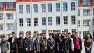 ASÜ Lise Öğrencilerini Ağırladı