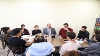 ASÜ Rektör Arıbaş’tan Kütüphane Haftası’nda Öğrencilere Ziyaret