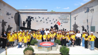 Bilgihane Öğrencileri Şehitlik Müzesi Ve Somuncu Baba Minyatür Müzesini Ziyaret Ettiler